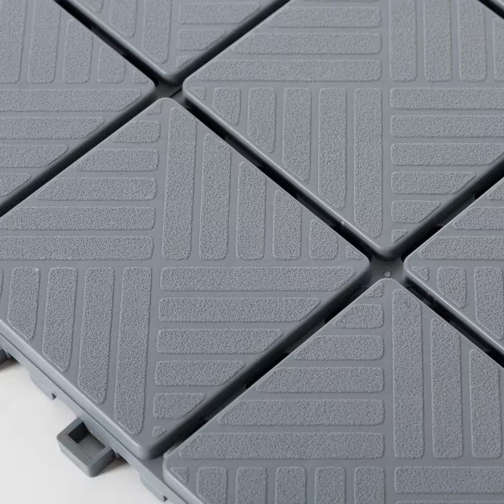 Gray Plastic Interlocking Garden Path Tiles Outdoor Flooring Decorative Floor Gr