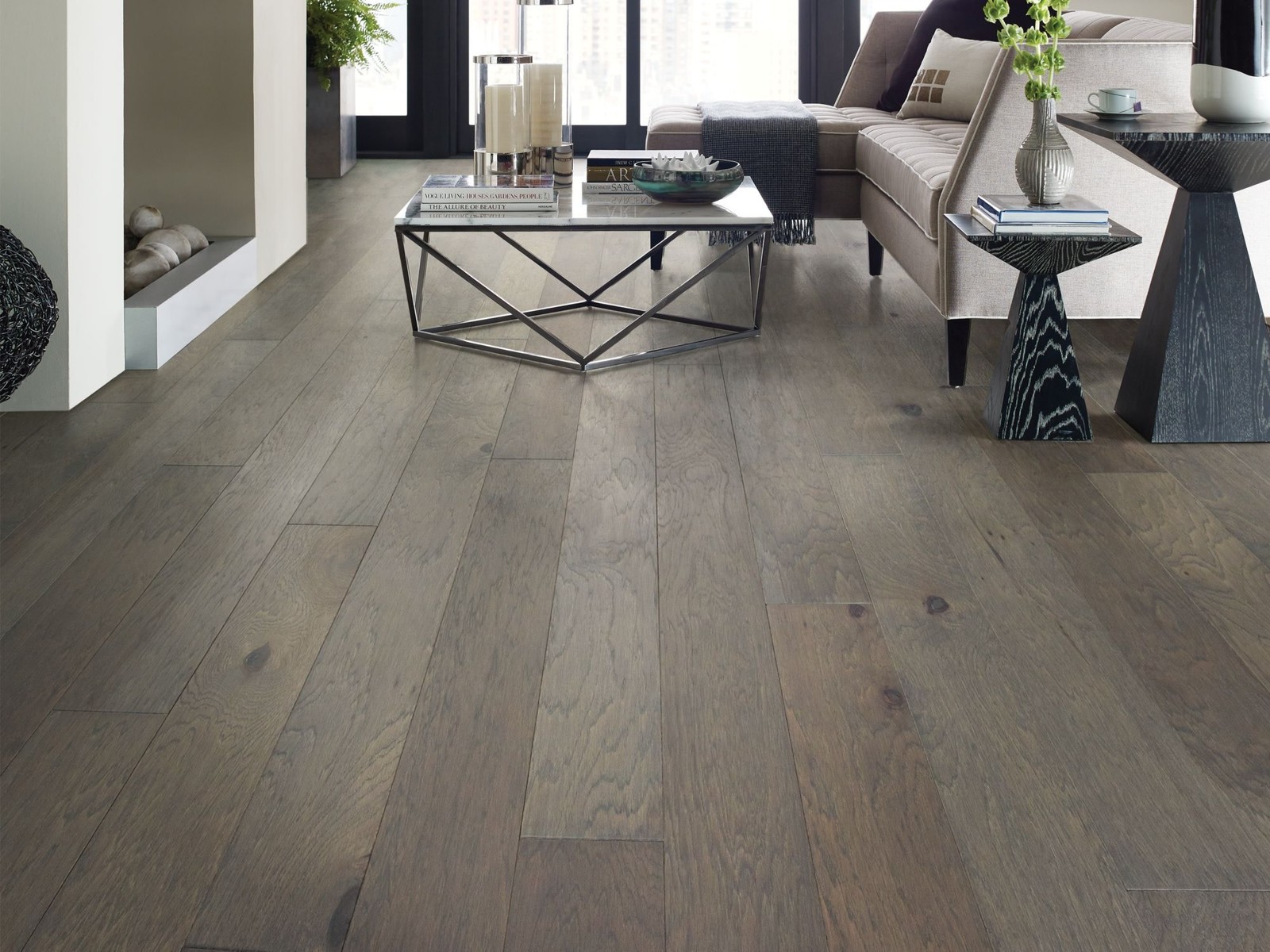 Shaw SW710 Alpine Hickory 6-3/8″W Smooth Engineered Hardwood – Centennial Gray