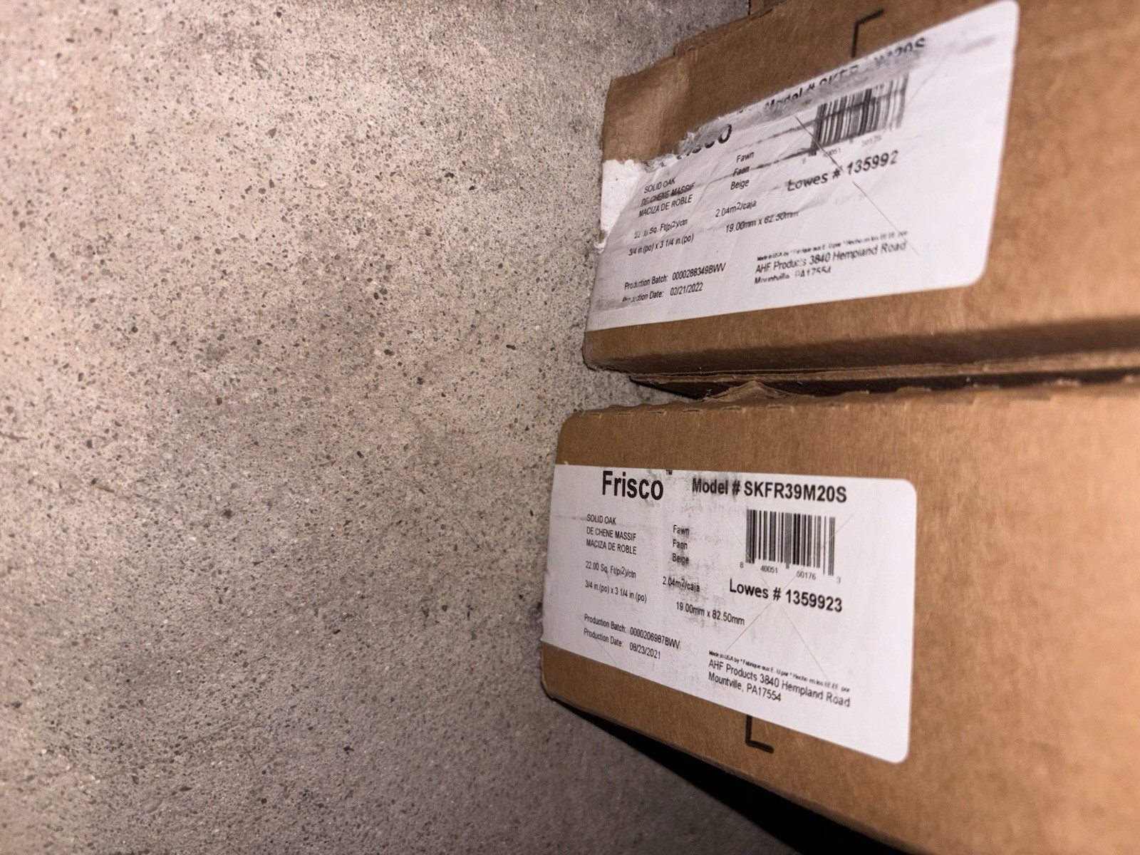 Hardwood Floors Solid Oak, brand new…..22.00sq. ft. per box. (6 Boxes) $450