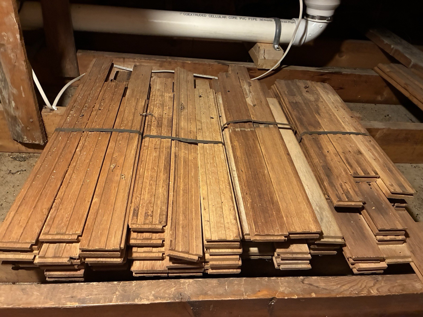 Vintage Red Oak Hardwood Flooring Boards