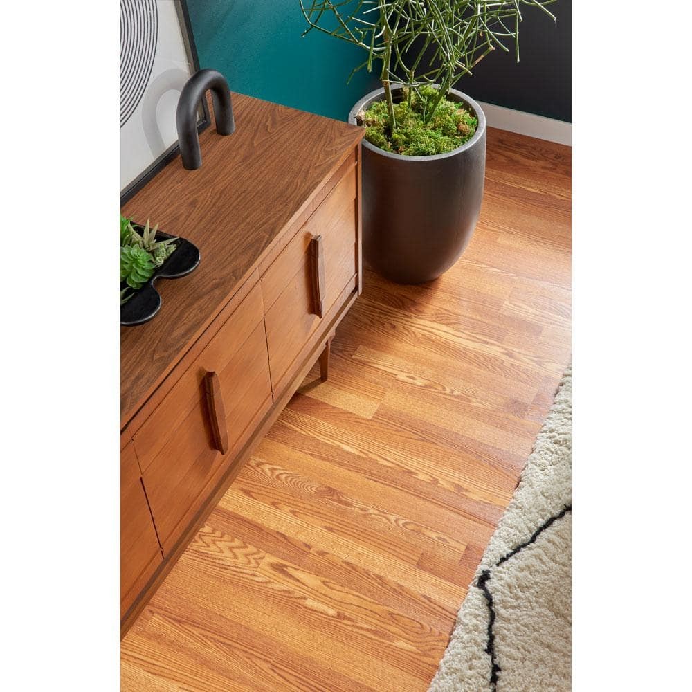 XP Anndel Oak 10 mm T x 7.4 in. W Water Resistant Laminate Wood Flooring (19.63