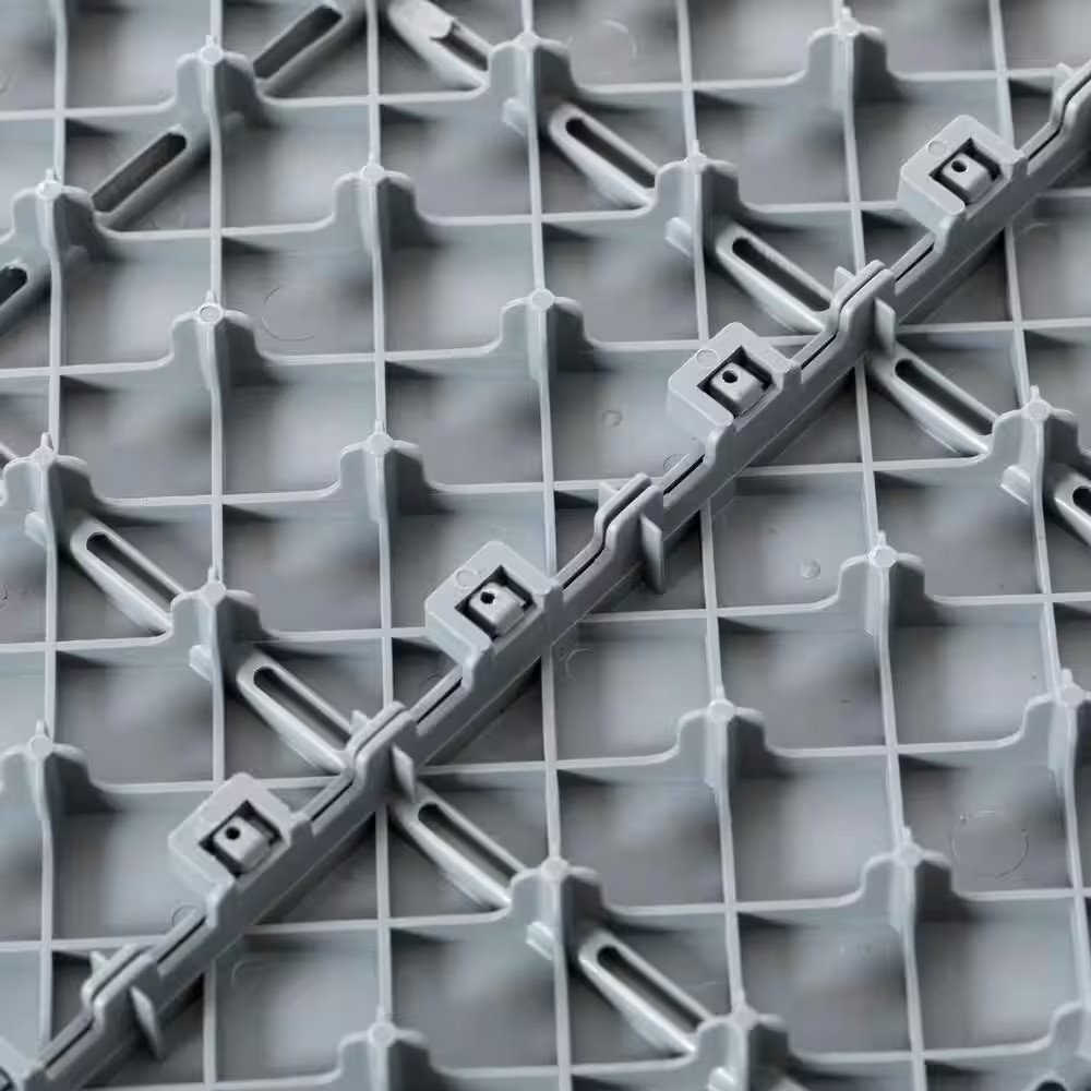 Gray Plastic Interlocking Garden Path Tiles Outdoor Flooring Decorative Floor Gr