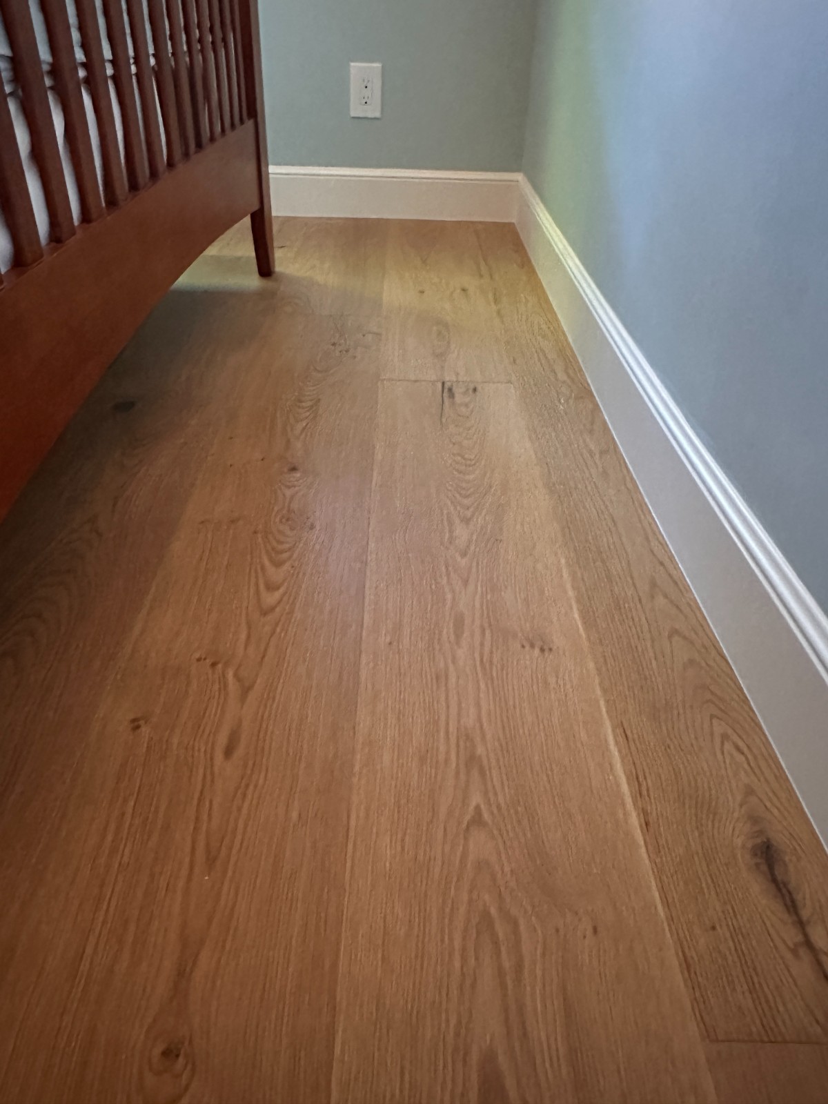 hardwood flooring new in box monarch Oak wood rustic 40% off at $6.6/sqft