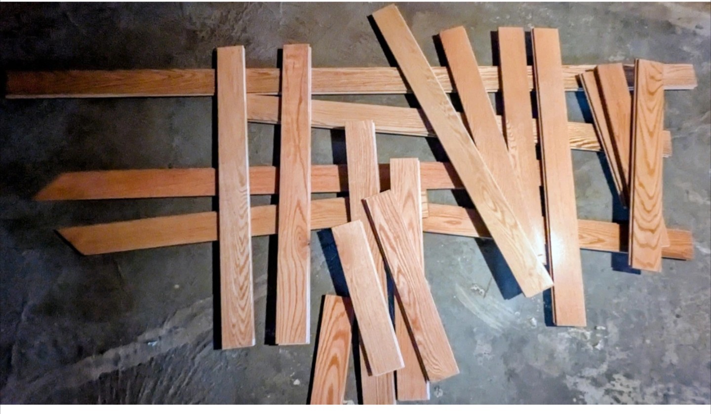 Solid Red Oak Hardwood Flooring – Prefinished – Approx 30–40 Sq Ft