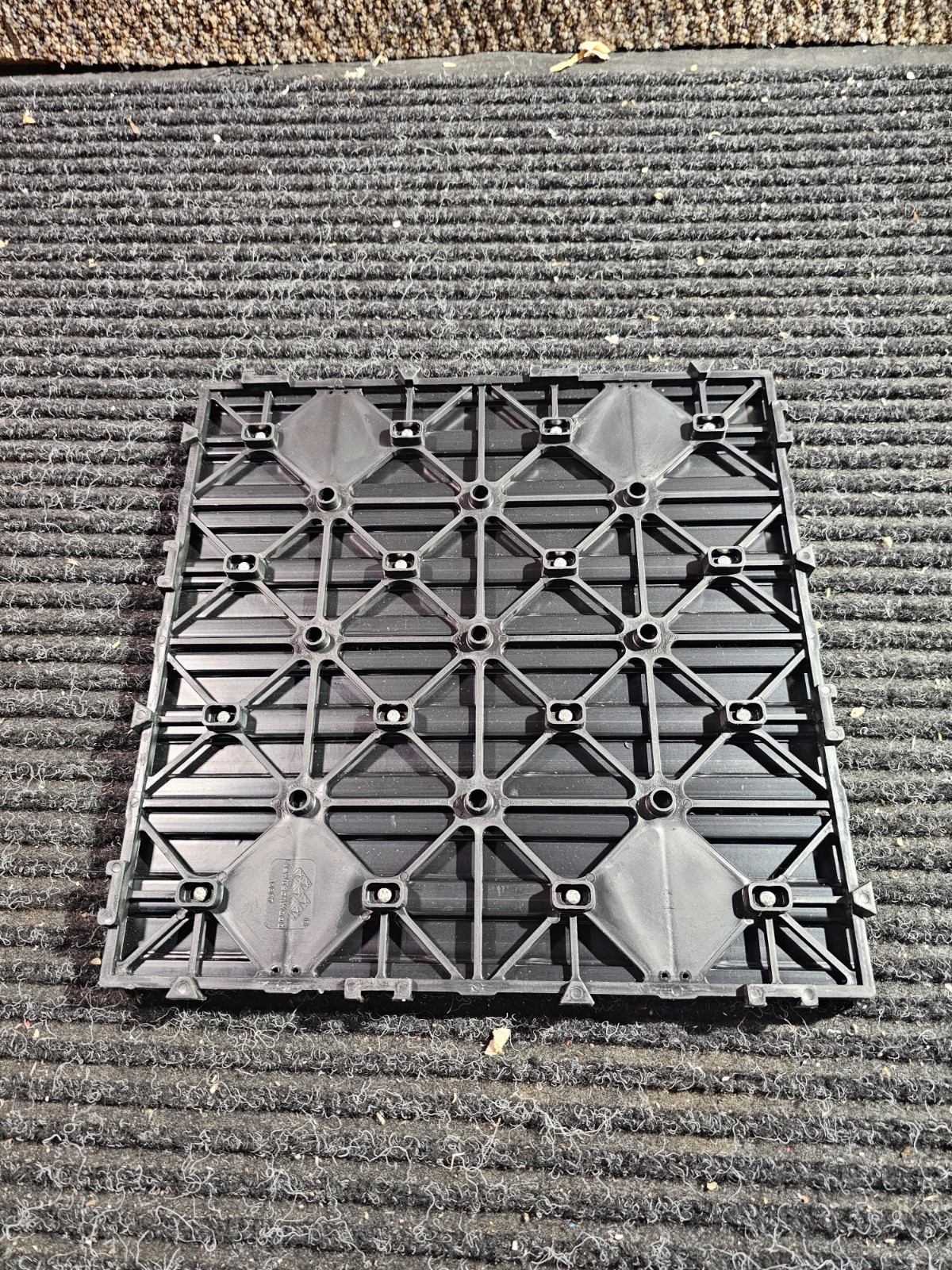 (QTY 10) NewTechWood US-QD-ZX-EB Composite Deck Tiles 12″ x 12″ Charcoal