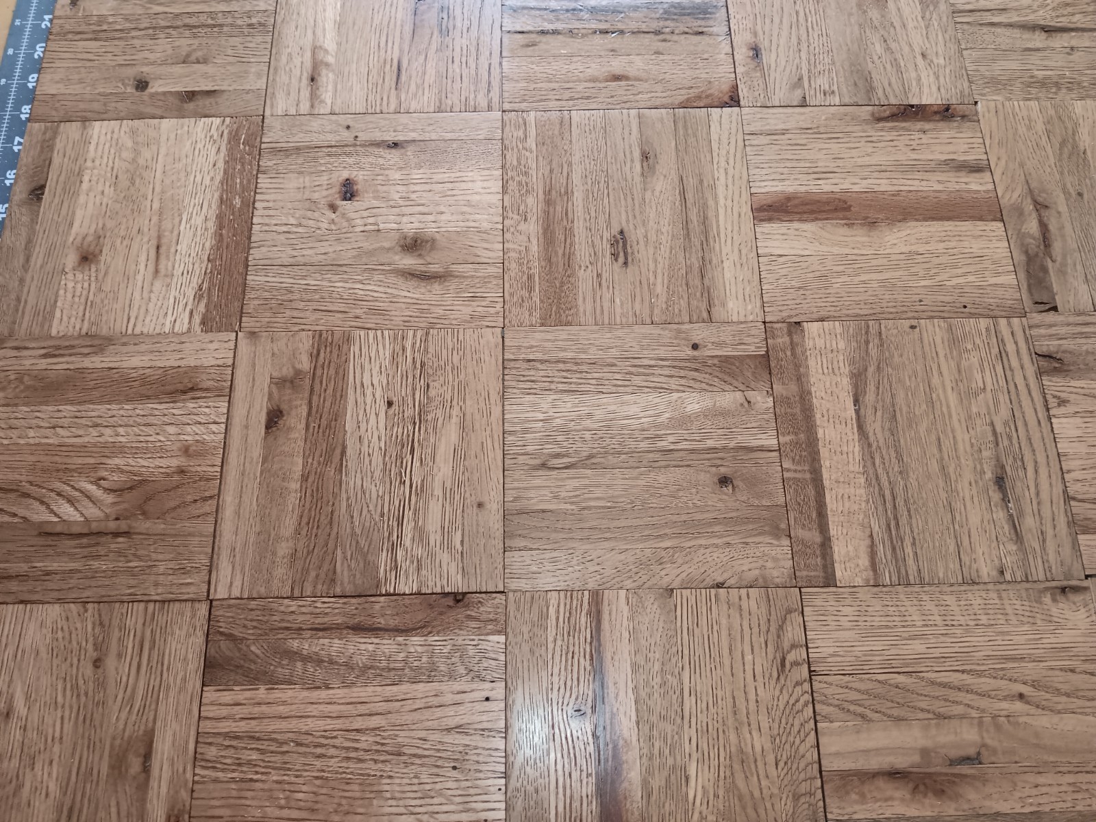 20 pack = 5 square feet COLOR TILE HONEY TAVERN Red Oak Parquet Floor Tiles NEW