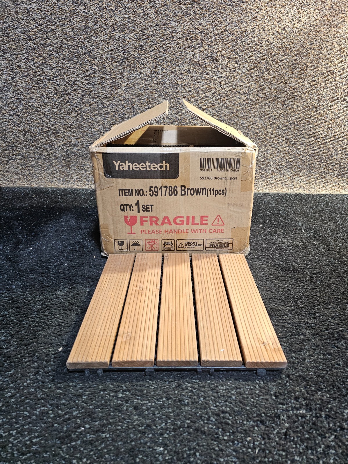 (QTY 11) Yaheetech 591786 12 x 12in Brown Wood Flooring Tiles for Patio Garden