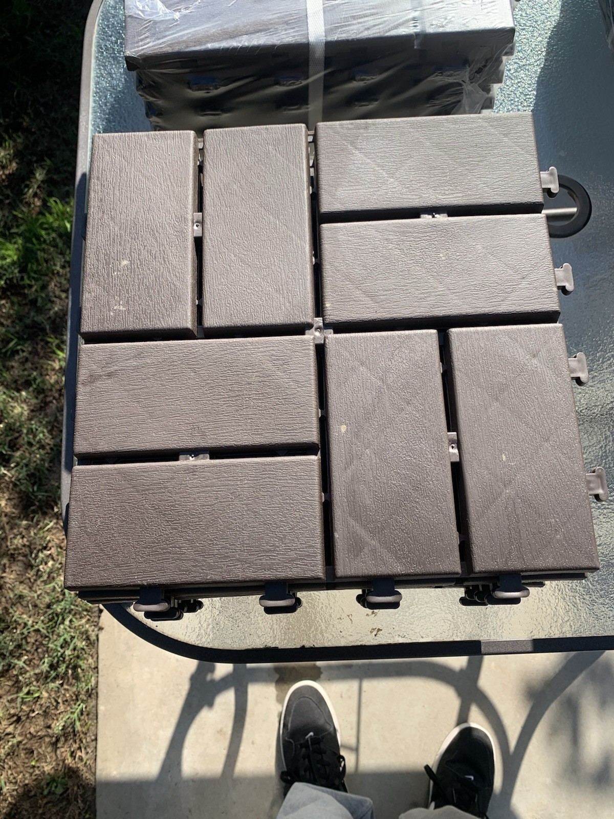 44 Pieces 12″x12 Interlock Patio Tiles Waterproof Plastic Outdoor Flooring