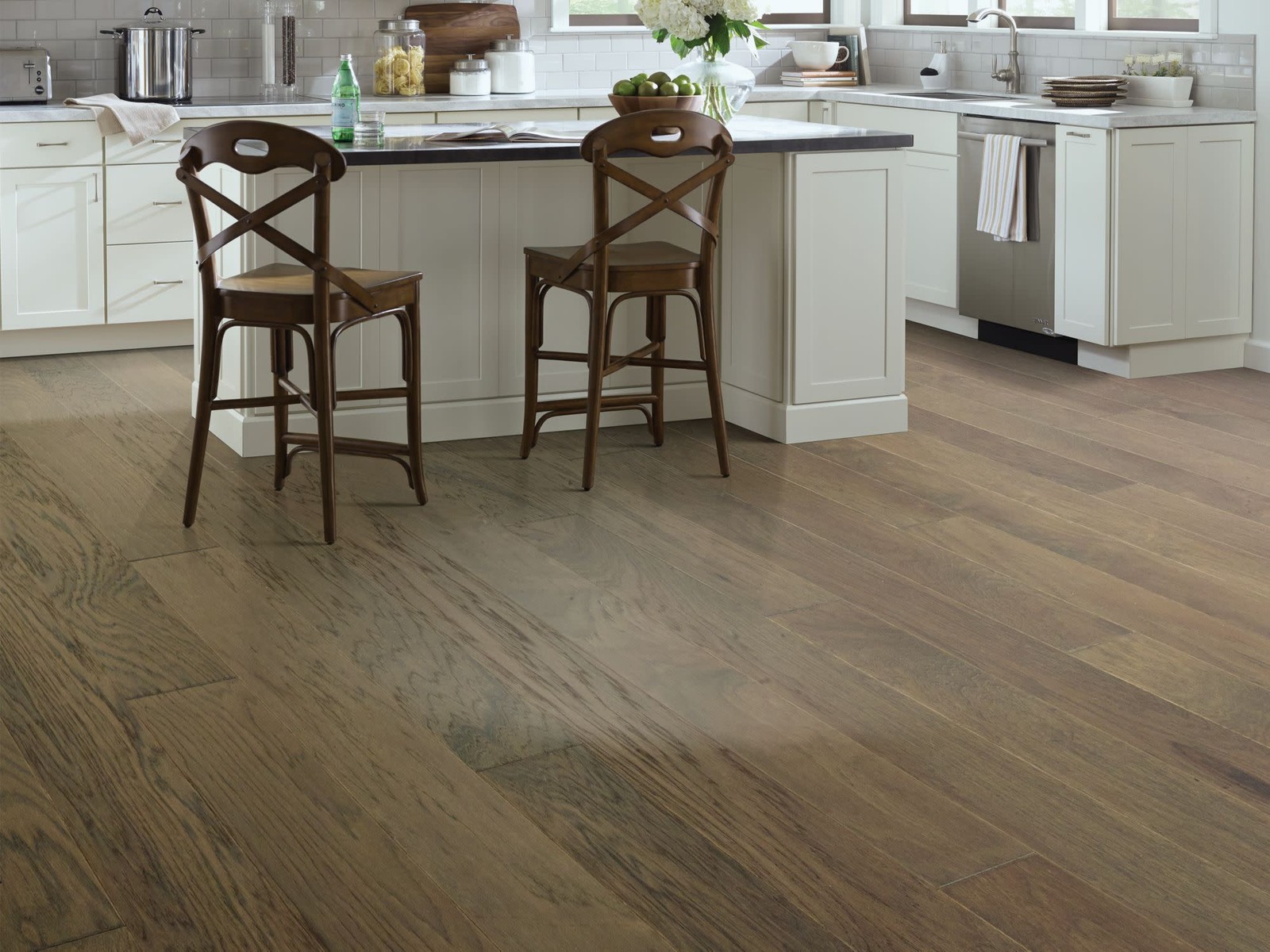 Shaw SW712 High Plains 6-3/8″W Wire Brushed Engineered Hardwood – Nomadic